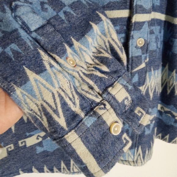 Superior Standard Original True Grit Southwestern button down shacket - Picture 4 of 13